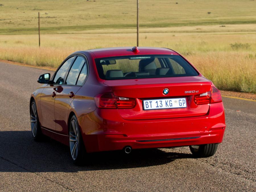  BMW 320d Sedan Sport Line 2012 года  (ZA) (фото 14 из 15)